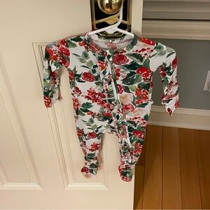NWT Posh Peanut Bamboo Ruffle Footie Pajama in Beatrix Floral Print 0-3M